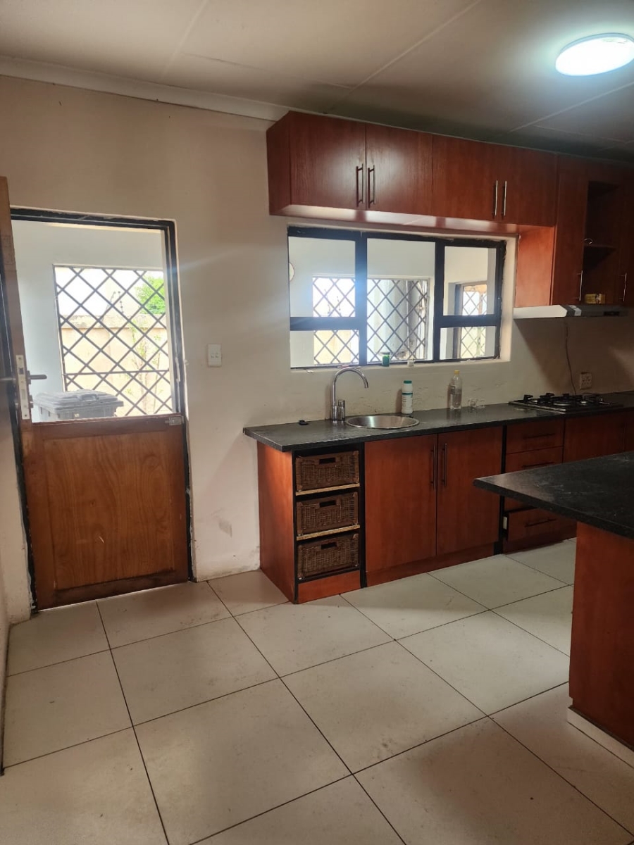 4 Bedroom Property for Sale in Flamwood North West